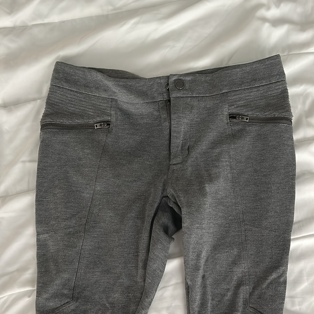 Athleta moto pants 3/4 leg size 2.